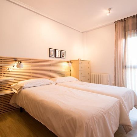 Apartamentos La Balandra De Muros Muros de Nalón Exteriör bild