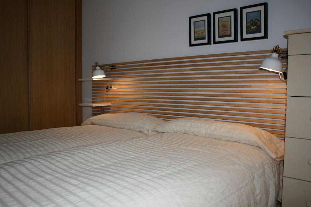 Apartamentos La Balandra De Muros Muros de Nalón Exteriör bild